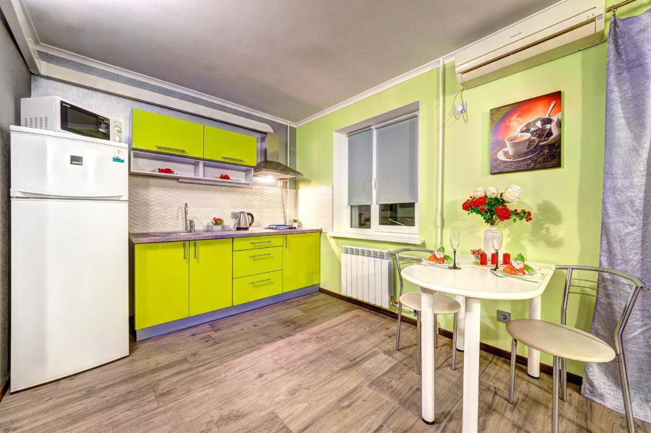Apartments On Klovsky Descent 20 基輔 外观 照片